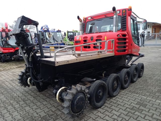 Kässbohrer Pistenbully 300 Polar