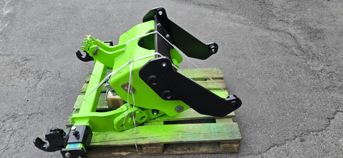 Fronthydraulik 3 Punkt Kat. 2/3 zu PistenBully 300/400/600