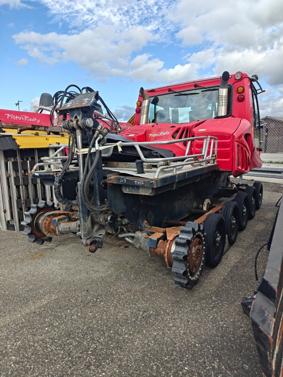 PistenBully 600 Polar SCR PT-330