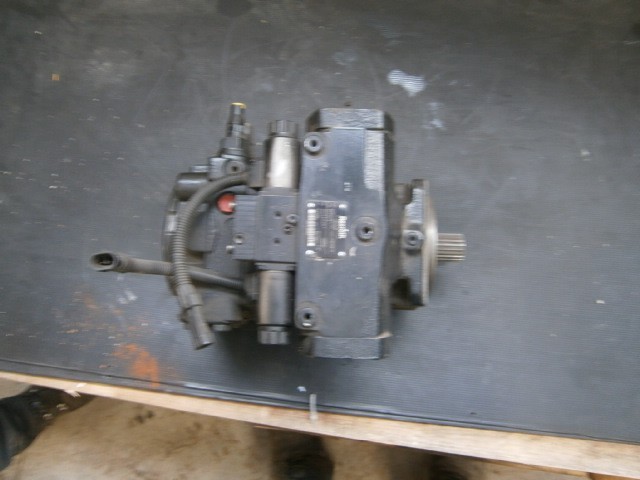 FAHRPUMPE NR. R7058