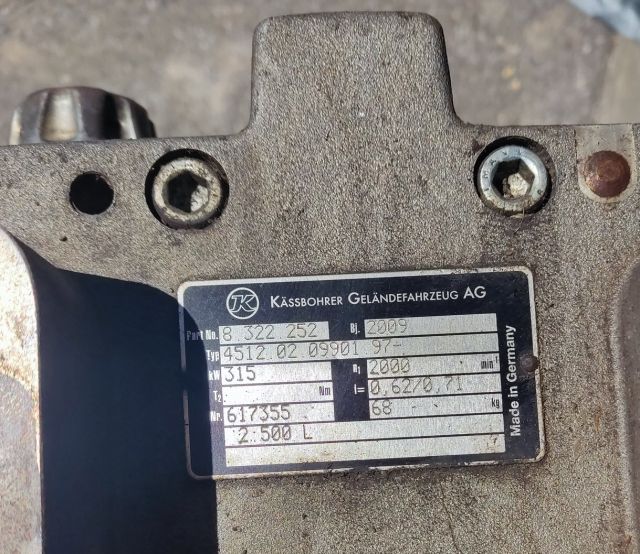 PistenBully 600 Verteilegetriebe