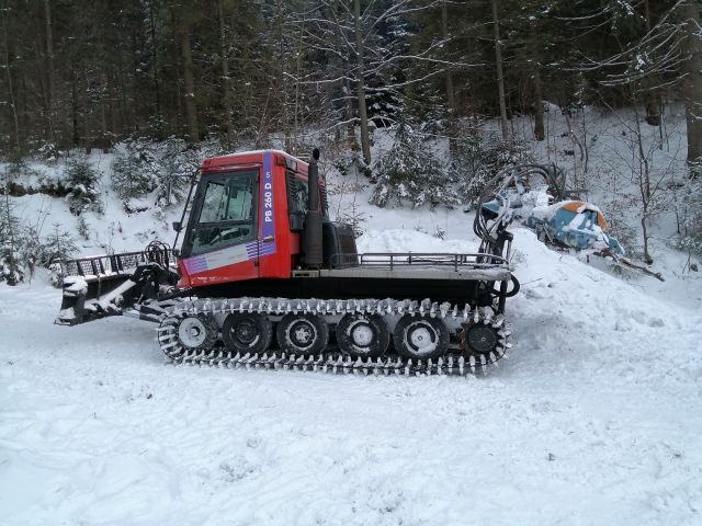 PistenBully PB 260