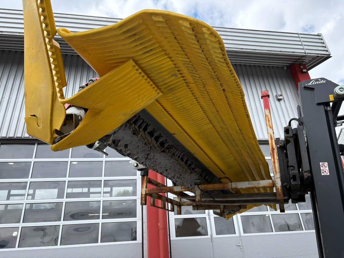 PistenBully 600 EU5