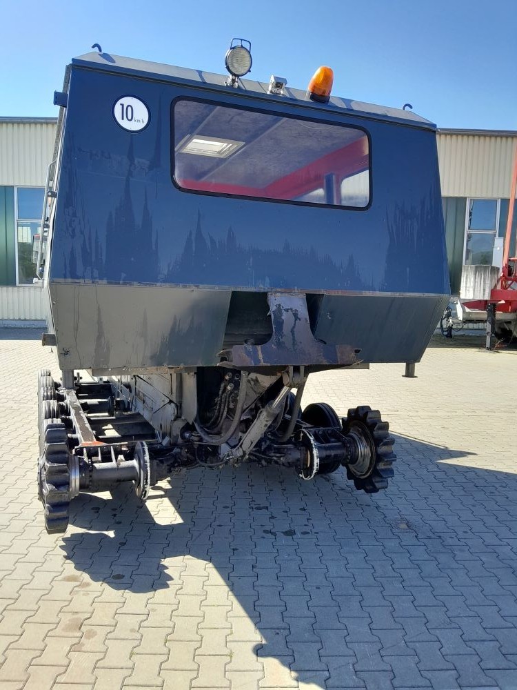 Pistenbully 300 mit Personenkabine