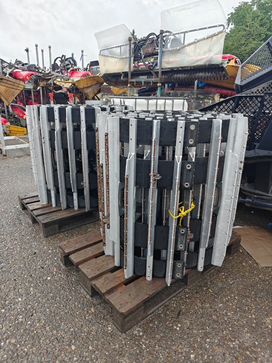 PistenBully 100 PT-329