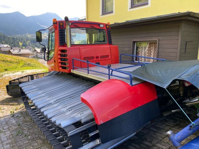 Pisten Bully 300