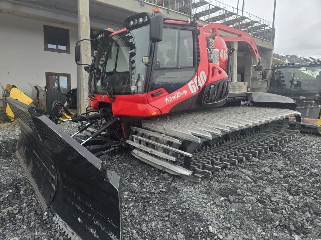 PistenBully 600 W Polar 828