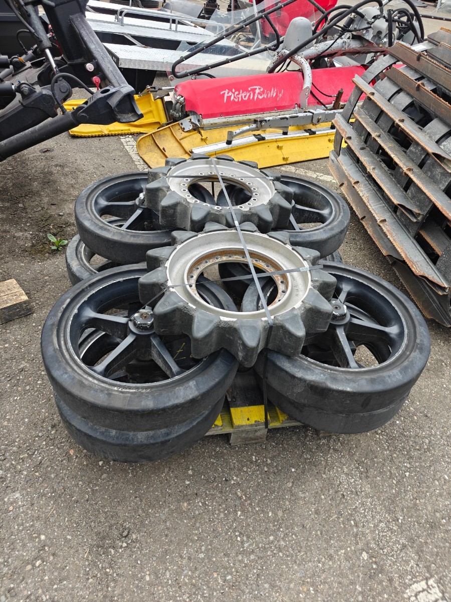 Prinoth New Leitwolf W PT-319* Mit Schweizer Zulassung* PISTENTECH 15 YEARS JUBILÄUMSPREISE!!!