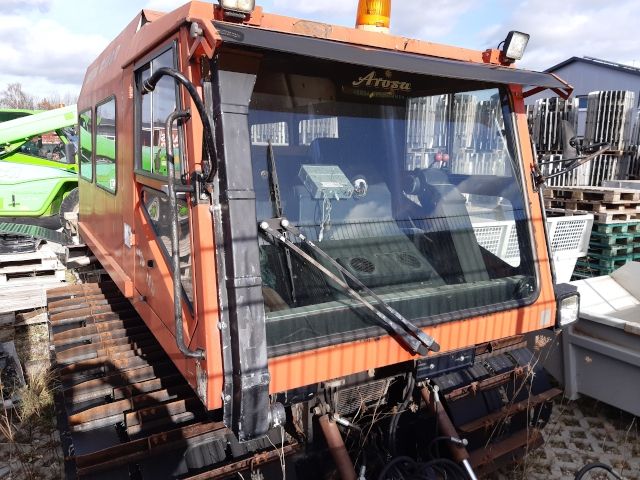 Leitner LH 250 mit Personentransportkabine
