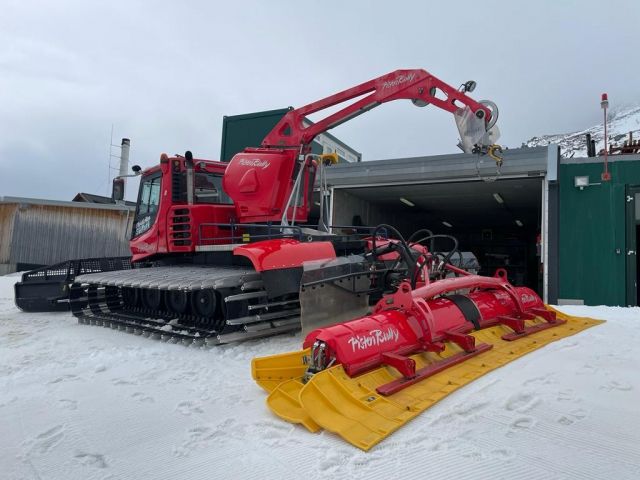 Pisten Bully 300W
