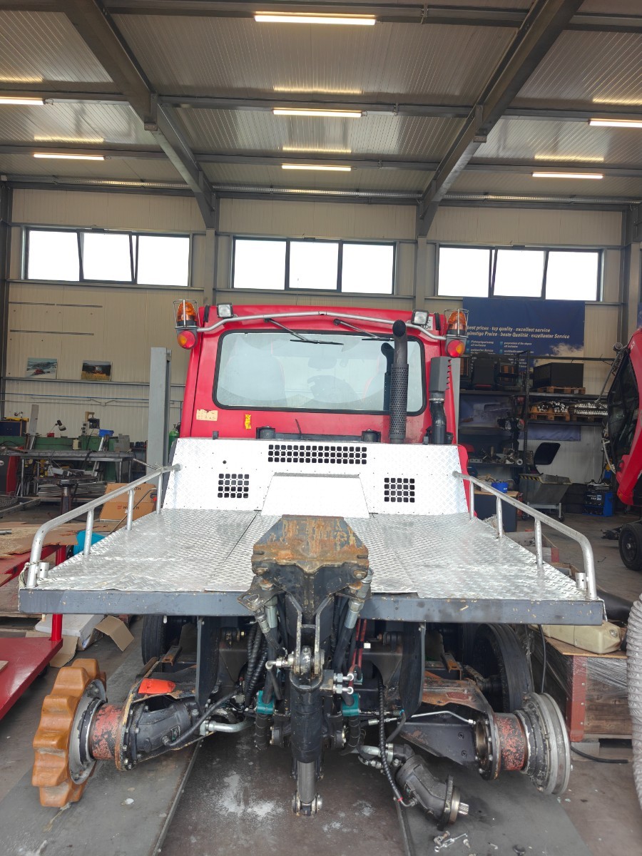 PistenBully 100 PT-329