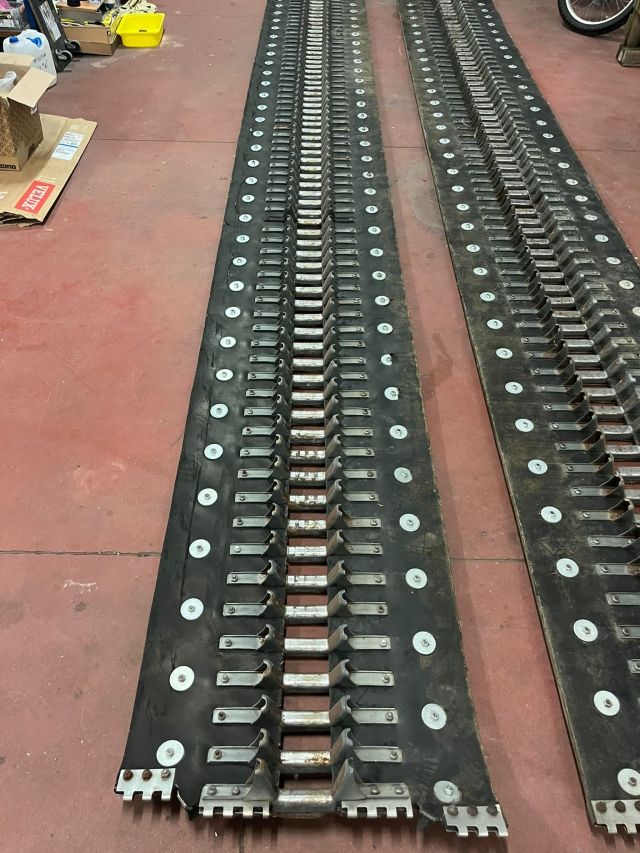 Gummiraupen Prinoth T2