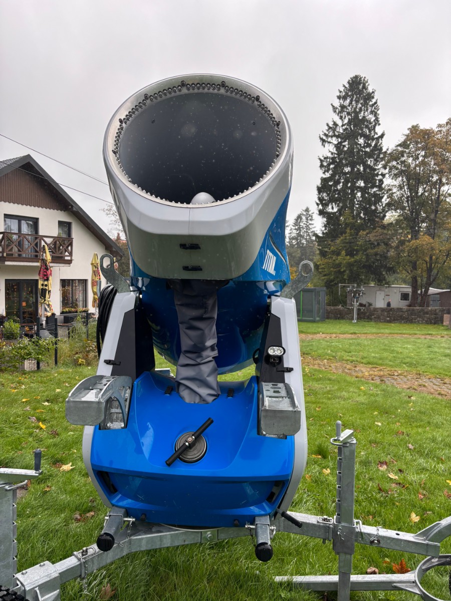 TITAN 4.0