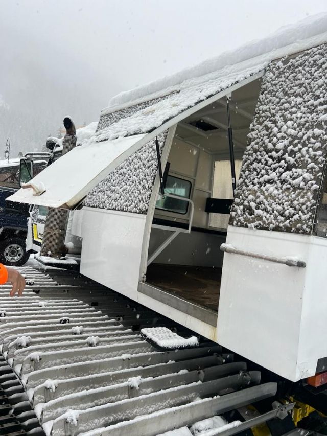 Kässbohrer PB200 mit Kabine