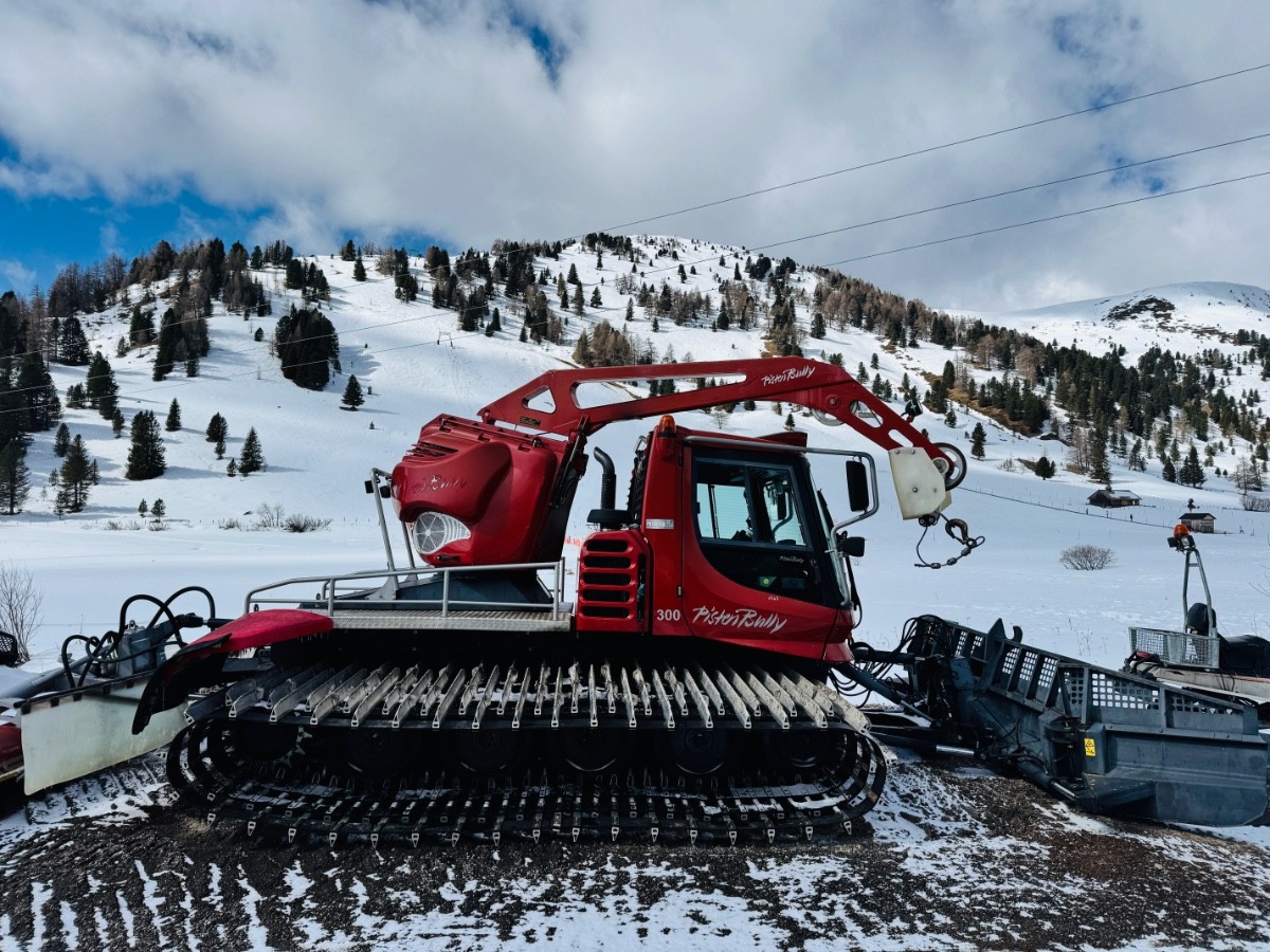 PB 300 W