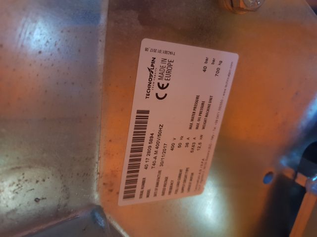 Technoalpin T40 mit Pumpe