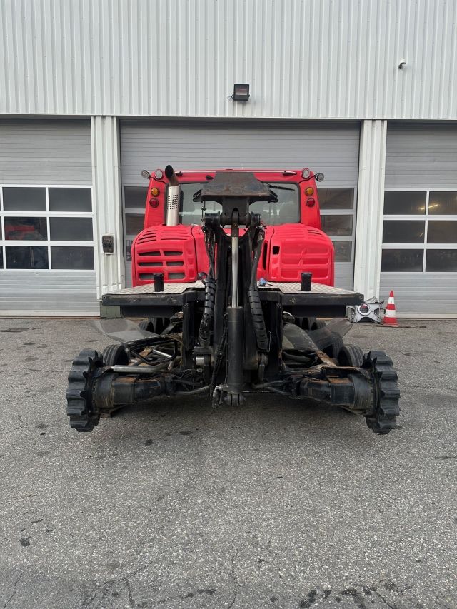 PistenBully 600 SCR PT-275