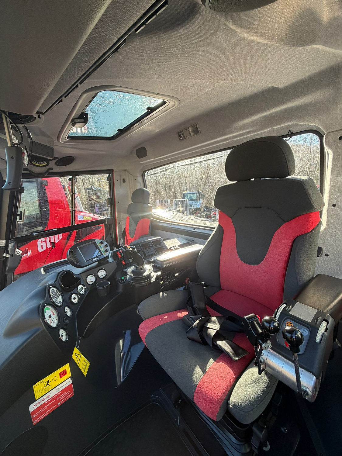 Ратрак PistenBully 400