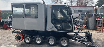 Husky mit Transportkabine