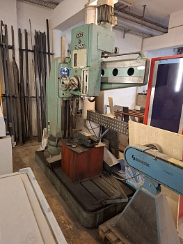 Auslegerbohrmaschine